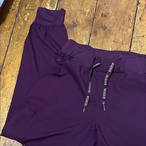 Women’s Maroon/Purple Jogger Scrub Pants
